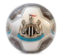 Hy-Pro Newcastle United F.C. - Balón de fútbol con Licencia Oficial, metálico, Talla 5, NUFC, Entrenamiento, Partido, mercancía, Coleccionable para niños y Adultos