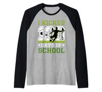 I Kicked 100 Days of School Soccer 100th Day Sport Niños Niños Camiseta Manga Raglan