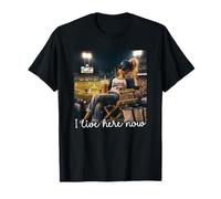 I Live Here Now Baseball Mom Funny Mama Ice Coffee Deportes Camiseta