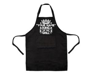 I LOVE FANCY DRESS Delantal personalizado King of the Grill - Delantal de cocina negro para barbacoa, para él, padre, adulto, talla única, delantal de chef con nombre personalizado