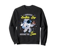 I survived another lap around the sun Sudadera