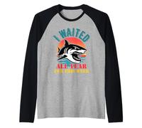 I Waited All Year For This Week Retro Shark Lover Ocean Camiseta Manga Raglan