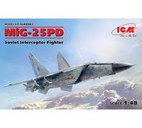 ICM 48903 - Maqueta de MiG-25 PD, Interceptor Soviet Fighter