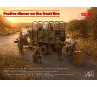ICM DS3532-1 :3 5 Festivo Dinner On The Frontal Line ( WWII US Army Cocina Truck