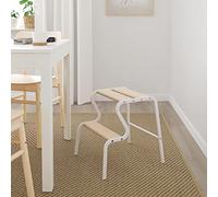 IKEA El taburete GRUBBAN es un material natural resistente