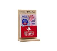 Il Calendario Filosofico Últimos 6 meses 2025 con soporte de madera, formato A6 de 10 x 14 cm, el primer y original calendario de mesa con frases filosóficas, diseñado y creado en Bolonia