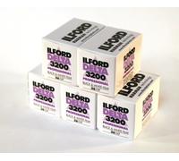 Ilford DELTA 3200-135/36 película en blanco y negro - Película fotográfica en blanco y negro