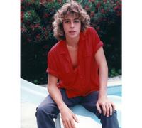Impresi n fotogr fica de Leif Garrett sentado en un polo rojo (8 x 10)