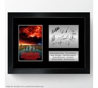 Impresión fundida firmada de The House of Ember Stranger Things, tamaño A4, en papel brillante de 180 g/m², con firmas reproducidas digitalmente, regalo para los fans de Stranger Things sin marco