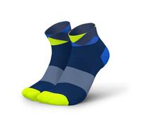 INCYLENCE Calcetines cortos para correr para hombre y mujer, con compresión ligera, 1 par, Peaks Navy Blue Canary, 43-46