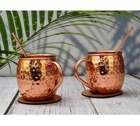 India House - Juego de Copas Moscow Mule 16 Onzas | Cóctel 100% Cobre | Glasses Party Gift (2 Tazas Hammered, Mango de Cobre, 2 Posavasos, 2 Pajitas)