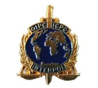 Insignia Interpol, Diseño del Globo Terráqueo, Acabado Dorado y Azul, Estilo Policial