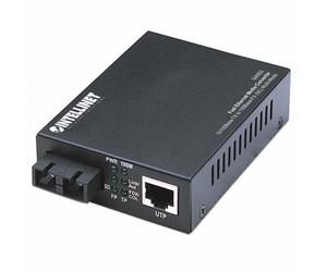 Intellinet 506502 Fast Ethernet Multimode Media Converter (2km, Switch)