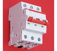 Interruptor de desconexión ABB-Entrelec 2CDD283101R0063 SD203/63 - Interrupto...