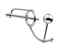 Intruso anal con plug para el pene