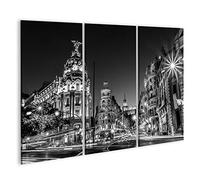 islandburner, Cuadro Cuadros Rayos de semáforos en la Calle Gran Vía, Principal Calle Comercial de Madrid de Noche España, Europa OQL-3P-DE