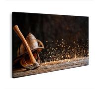 islandburner Cuadro sobre lienzo casco de bombero con hacha y chispas brillantes en madera - Edición A1