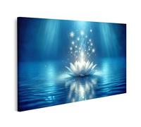 islandburner Cuadro sobre lienzo Flor de loto brillante en aguas tranquilas - Un toque de magia en la luz de la luna cuadros Mural Póster