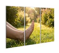 islandburner Cuadro sobre lienzo Relajante Descalzo en el rocío de la mañana Mural Dormitorio Para amantes de la naturaleza - 3 piezas