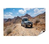 islandburner Póster de alta calidad con vehículo todoterreno en camino de montaña pedregoso - Estándar