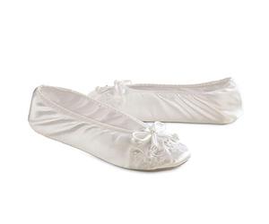 Isotoner Women's Embroidered Pearl Satin Bailarina White Small 5-6, Blanco, 36/37 EU Étroit
