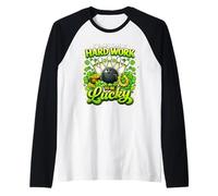 It Takes Tons of Hard Work To Be Lucky St Patricks Day Camiseta Manga Raglan