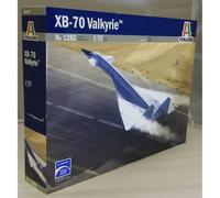 Italeri 1282S XB-70 Valkyrie - Caza a escala [importado de Alemania]