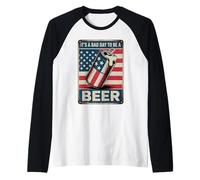 Its A Bad Day To Be A Beer 4th Of July Funny Beer Flag Retro Camiseta Manga Raglan