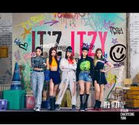 Itzy – It'z Itzy – Edición limitada Versión A (incluye photobook)