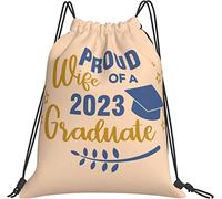 IUBBKI Orgullosa esposa de una clase de 2023 Graduate Senior Backpack, Gym Bag Sackpack String Storage Bag para gimnasio Deportes Yoga Viajes Mujeres Hombres