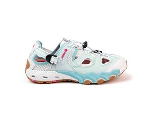 Izas Frosty V4 Sandalias de Mujer y Hombre para Verano Cerradas y Cómodas. Calzado Resistente al Agua para Trekking y Barranquismo. Sandalias Deportivas para Caminar Tipo Cangrejera. Color Azul
