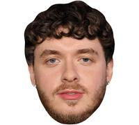Jack Harlow (Curls) Big Head. Máscara más grande que la vida.