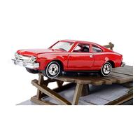 James Bond 007 Diorama Salto del Pontil Die Cast Modelo de coche 1974 AMC HORNET Rojo - Man Golden Gun - Escala 1:64 - Longitud 7 cm