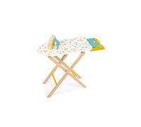 Janod - Tabla de planchar para niños, con mesa deslizante + 1 plancha + 3 perchas - Juguete de imitación de madera - Certificado FSC - 3 a 8 años, J06502