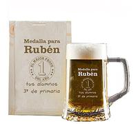 Jarra de Cerveza con Medalla para ‘El Mejor profe del año’ grabada con Nombre y Firma en caja de madera