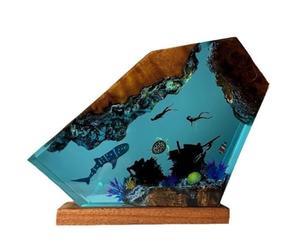 Jaywool Lámpara de Resina Subacuática Ballena Tortuga Humano Buceo Luz Nocturna Regalo para el Hogar Oficina Escritorio Dormitorio