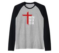 Jesus Faith Over Fear Red Christian Cross Psalms 118:6 Bible Camiseta Manga Raglan