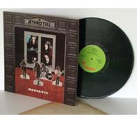 JETHRO TULL - JETHRO TULL benefit Solid green label.Great Copy First UK pressing. 1970.