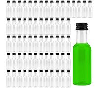 JEUIHAU Paquete de 70 botellas de alcohol de 50 ml con tapa de aluminio negro, botellas de plástico en miniatura para agua, jugo, vino, bebidas y salsa