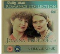 Joanna Trollope's A Village Affair Copia promocional de The Daily Mail en una funda de cartón
