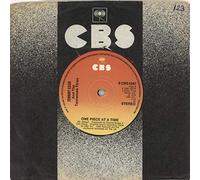 Johnny Cash - One Piece At A Time