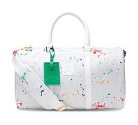 Jordan El Jam Monogram Duffle Bag es la bolsa perfecta para aquellos que buscan estilo, funcionalidad y capacidad en un solo accesorio. Ideal para gimnasio, viajes o uso diario, esta bolsa combina