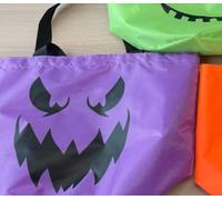 JOYIN Cubo de calabaza LED de Halloween, 3 colores, 3 piezas, cubo de calabaza luminoso para niños, cubo de caramelo de Halloween con efecto luminoso, cesta de Halloween