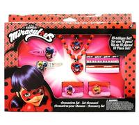 Joy Toy Miraculous Tales of Ladybug & Cat Noir 65979 - Juego de Accesorios, figuritas y Personajes de Prodigiosa: Las Aventuras de Ladybug (18 Unidades, en Caja de Regalo, 28 x 3 x 22 cm), Chicas