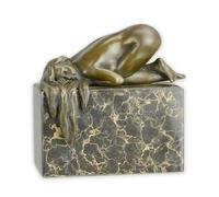 JS GartenDeko Bronzeskulptur Mujeres Desnudas Acostada Sobre Rodillas 13,5 cm