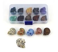 Juego de 10 piezas de piedras naturales al azar con forma de calavera tallada de cristal, cuentas redondas de chakras, forma de corazón, colgante de manzana, regalo de calavera
