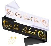 Juego de 2 bandas con texto en inglés "SHE SAID YES" Bride to Be y "He Asked" Groom to Be, divertidas bandas para despedida de soltera y soltero para despedida de soltera, accesorios de despedida de