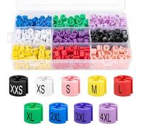 Juego de 450 marcadores de tamaño de gancho de plástico de 9 tamaños comunes, XXS a 4XL de colores, marcadores de tamaño de ropa, codificados por colores, para perchas de alambre