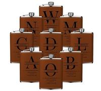 Juego de 9 Petacas de Licor Personalizados para Hombres, Regalos para Acompañantes del Novio o Padrino de Boda con Inicial, Frascos de 8oz en Cuero Grabado para Fiesta de Despedida, Marrón