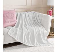 Juicy Couture Manta de Felpa sólida de 50 x 70 Pulgadas, Color Blanco, Suave, acogedora y diseñada para un Glamour sin Esfuerzo